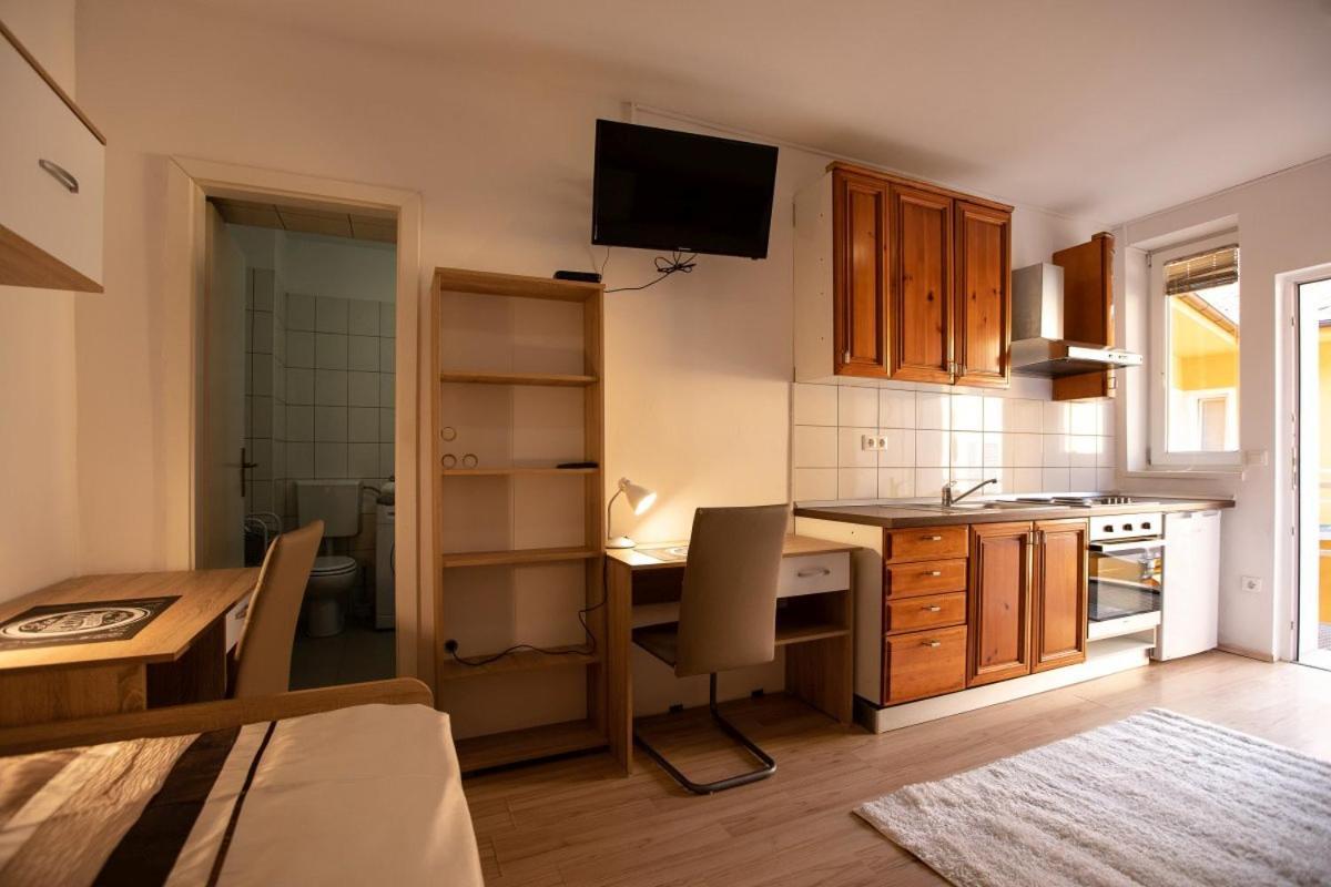 Maribor City Center Minidorm Apartment Eksteriør bilde